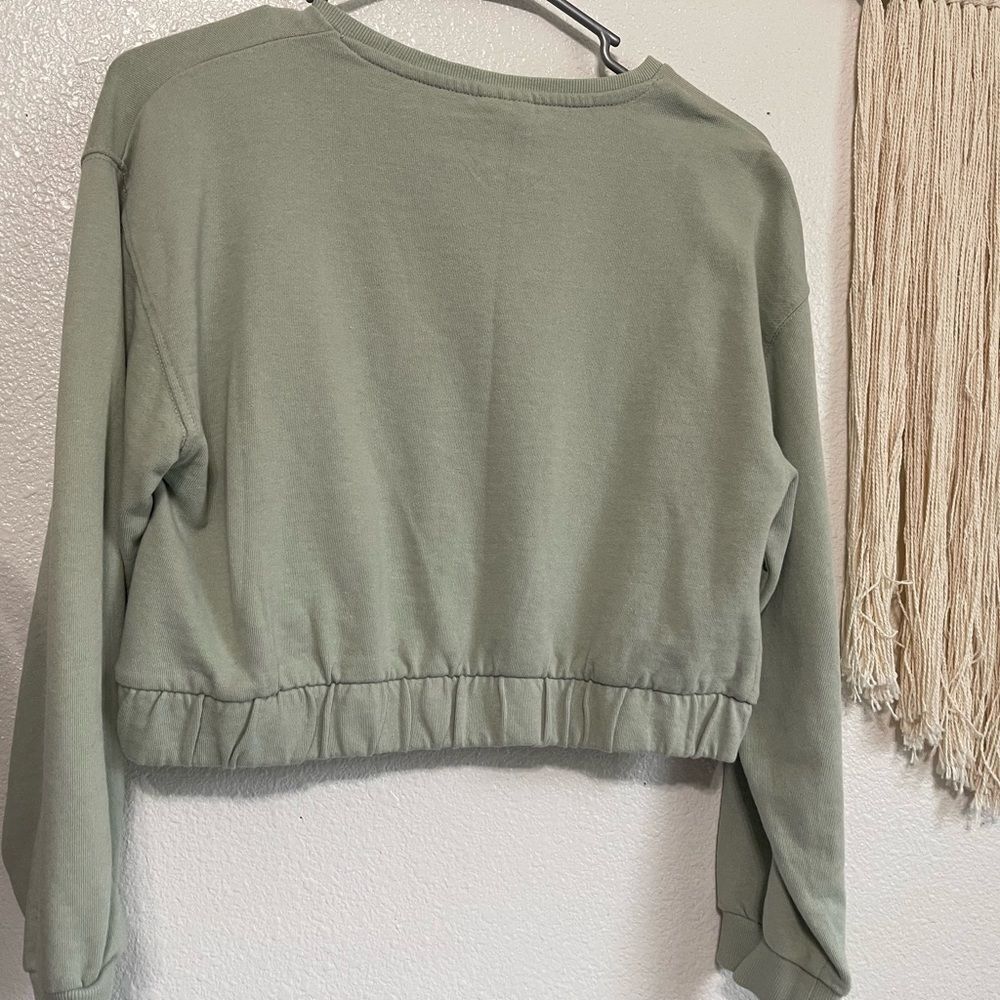 ZARA Cropped Sweatshirt - Picture 4 of 4